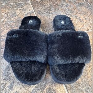 UGG Cozette Plush Shearling Indoor/Outdoor Slippers- Black, Women’s Size 7